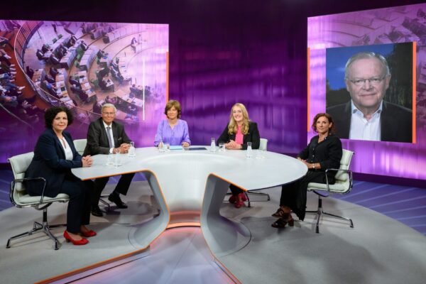 Titel: Politische Schwafler im Fokus: Eine Kritik an der Talkrunde von Maybrit Illner