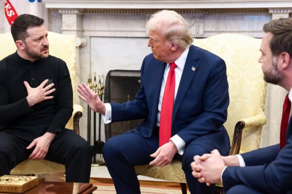Titel: Selenskyj lehnt US-Rohstoffdeal ab und beschuldigt Trump-Administration