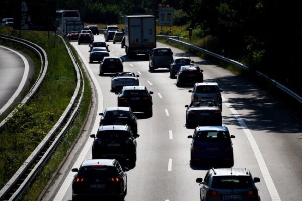 Brüssel schraubt den TÜV-Bericht an: Jährliche Prüfung für ältere Autos geplant